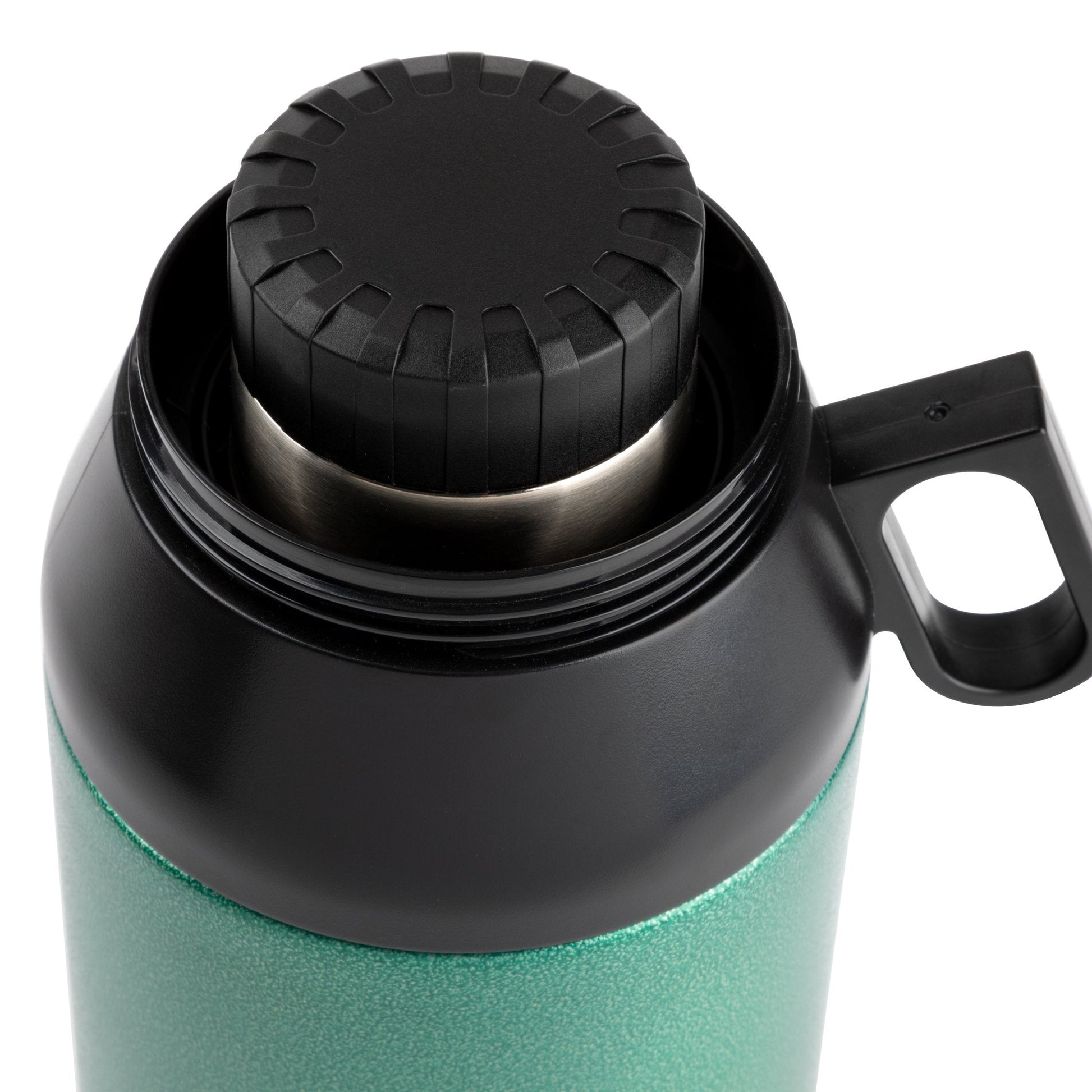 64-oz-stack-growler-n0 32700-WEB_05_ed806a7c-1846-4405-b69a-954d6244d645.jpg