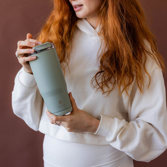 30-oz-groove-tumbler-s1 4Manna_Website_Lifestyles-17.jpg