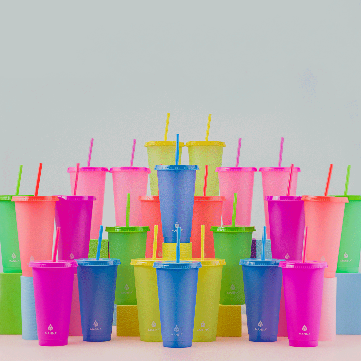 24-piece-original-color-changing-cup-set-u7 A0029811.gif